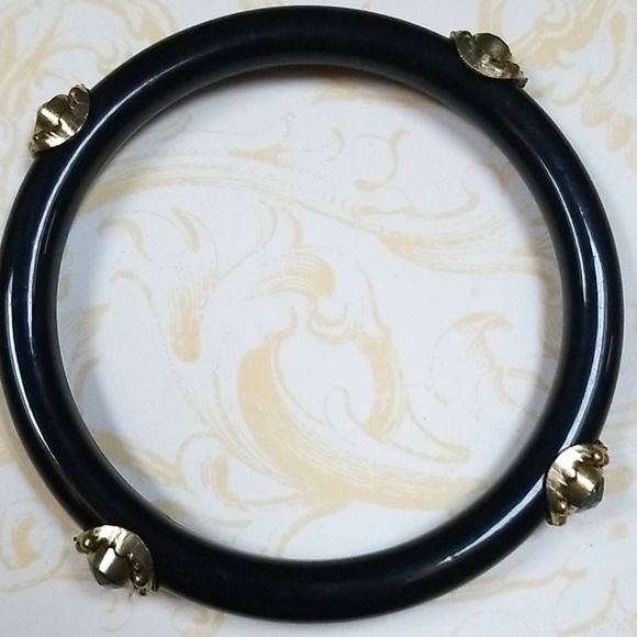 Vintage Black Lucite Crystal Bangle Bracelet - Picture 11 of 12